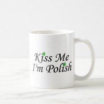 Embrassez-moi le Jour de la Saint Patrick Im polon Mugs
