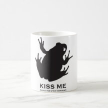 EMBRASSEZ-MOI MUGS