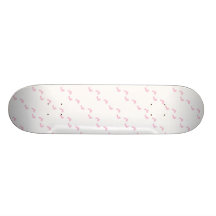 Empreintes de pas roses plateaux de skateboards