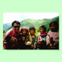 Enfants de base de confiance du Thibet posters