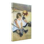 Enfants jouant sur la plage par Mary Cassatt Toiles Tendues