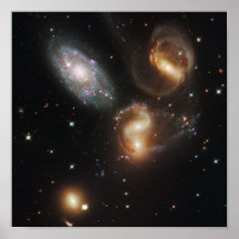 Épave galactique en quintette de Stephan Posters