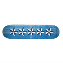 Étoiles nautiques affligées skateboards customisés