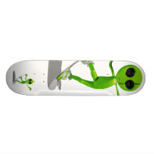 Faire du surf des neiges la planche à roulettes ét