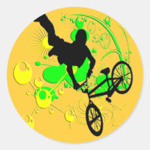 Faire du vélo extrême autocollant rond