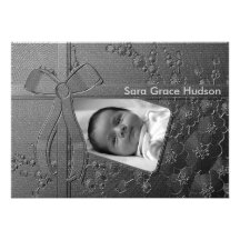 Faire-part de naissance noir et blanc de fleurs de