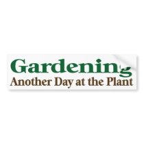 Faisant du jardinage, un autre jour aux plantes autocollants pour voiture