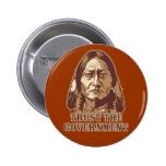 Faites confiance au gouvernement badges avec agrafe