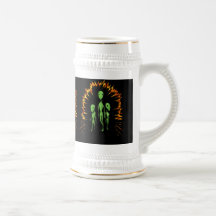 Famille étrangère tasse à café