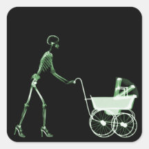 FEMME DE RAYON X ET VOITURE D'ENFANT SQUELETTIQUES AUTOCOLLANTS