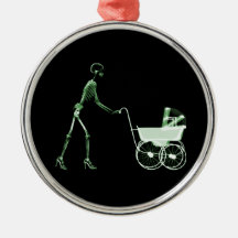 FEMME DE RAYON X ET VOITURE D'ENFANT SQUELETTIQUES DÉCORATION DE NOËL