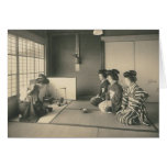 Femmes japonaises s'asseyant sur le plancher cartes de vœux
