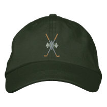 Fers croisés casquettes brodées