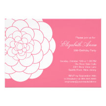 Fête d'anniversaire rose moderne de fleur de dahli carton d'invitation