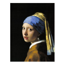Fille avec une boucle d'oreille de perle carte postale