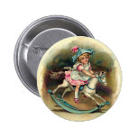 Fille vintage sur le cheval de basculage badges avec agrafe