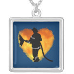 Flammes d'amour de pompiers colliers