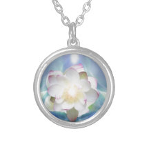 Fleur de lotus blanc dans le cristal bleu bijouterie