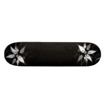 Fleur tourbillonnante par Naomi - noir et blanc Skateboards Personnalisés