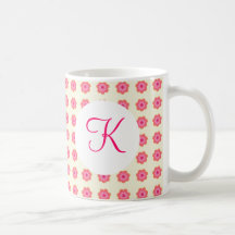 Fleurs de rose imprimées par coutume de tasse de c