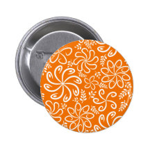 Fleurs et bouton oranges géniaux de feuille badge avec épingle