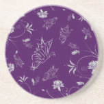 Fleurs et papillons de scintillement de diamant su dessous de verres