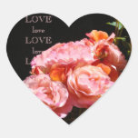Fleurs roses de roses d'autocollants d'AMOUR d'amo