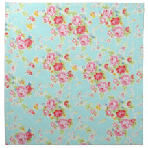 Fleurs roses minables bleues de roses floraux chic serviette en tissu