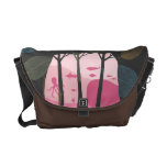 Forêt rose d'imaginaire sacs messenger