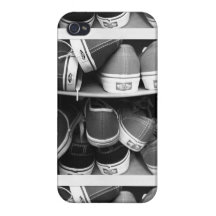 Fourgons dans des fourgons dans des fourgons iPhone 4 case