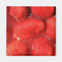 Fraises dans l'aimant de gelée