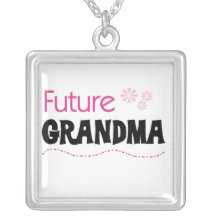 Futurs cadeaux de grand-maman colliers personnalisés