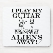 Garde la guitare partie d'aliens tapis de souris
