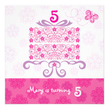 Gâteau de marguerite de joyeux anniversaire invitations