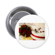 Gâteau de mariage rouge et blanc pin's avec agrafe