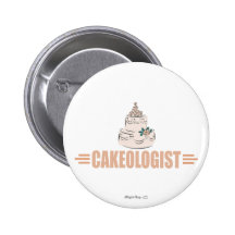 Gâteau humoristique décorant badge