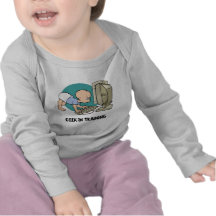 GEEK DE BÉBÉ DANS LE T-SHIRT DE FORMATION OU
