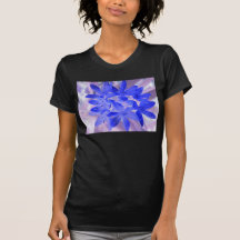Gloire de la neige choquant le T-shirt bleu de dam