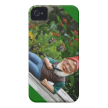 Gnome de détente avec le casquette de Père Noël Coques Case-Mate iPhone 4