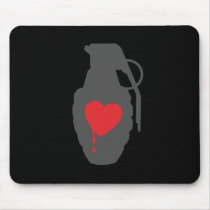 Grenade d'amour - l'amour est un champ de bataille tapis de souris