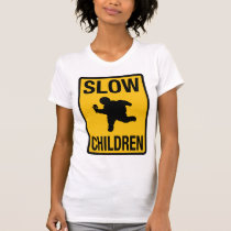 Grosse parodie de plaque de rue d'enfant d'enfants t-shirts