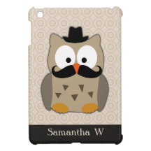 Hibou avec la moustache et le chapeau