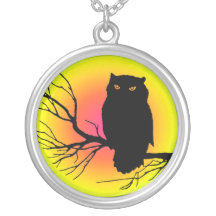 Hibou éffrayant colliers personnalisés