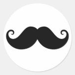 Hippie à la mode de moustache noire drôle de guido autocollant rond