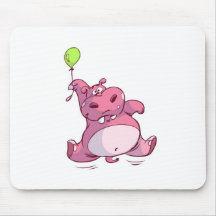 HIPPOPOTAME ROSE MIGNON SUR LE BALLON TAPIS DE SOURIS