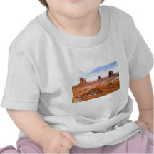 Hiver en vallée de monument t-shirts