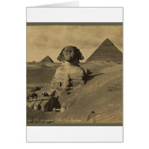 Hommes et chameaux sur la patte du sphinx, pyramid carte de vœux