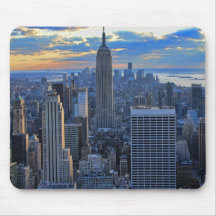 Horizon de la fin de l'après-midi NYC comme approc Tapis De Souris