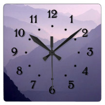 Horloge fumeuse de carré de brume de montagne