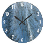 Horloge murale bleue impaire de duvet